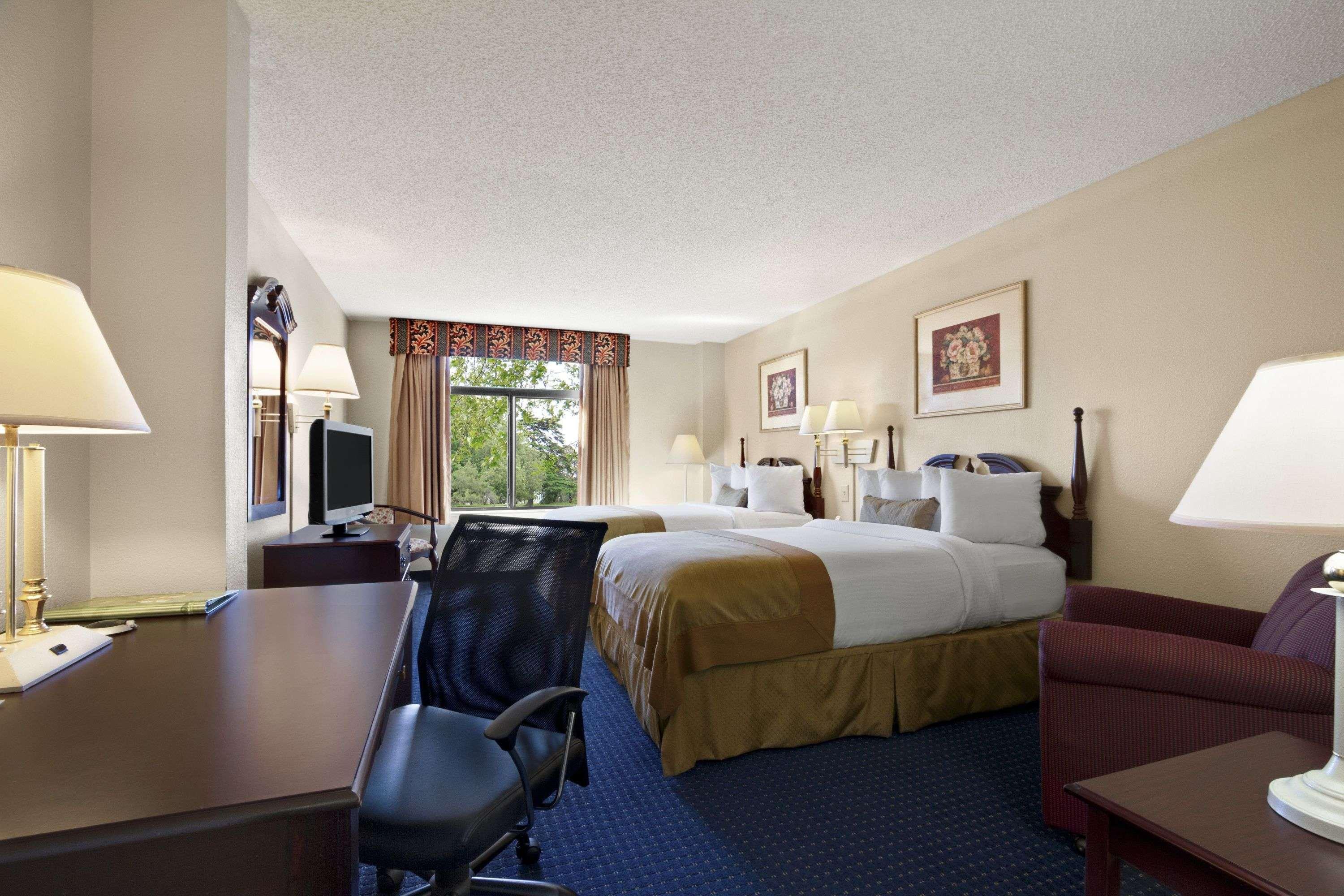 Wingate By Wyndham Augusta Fort Eisenhower Exteriör bild